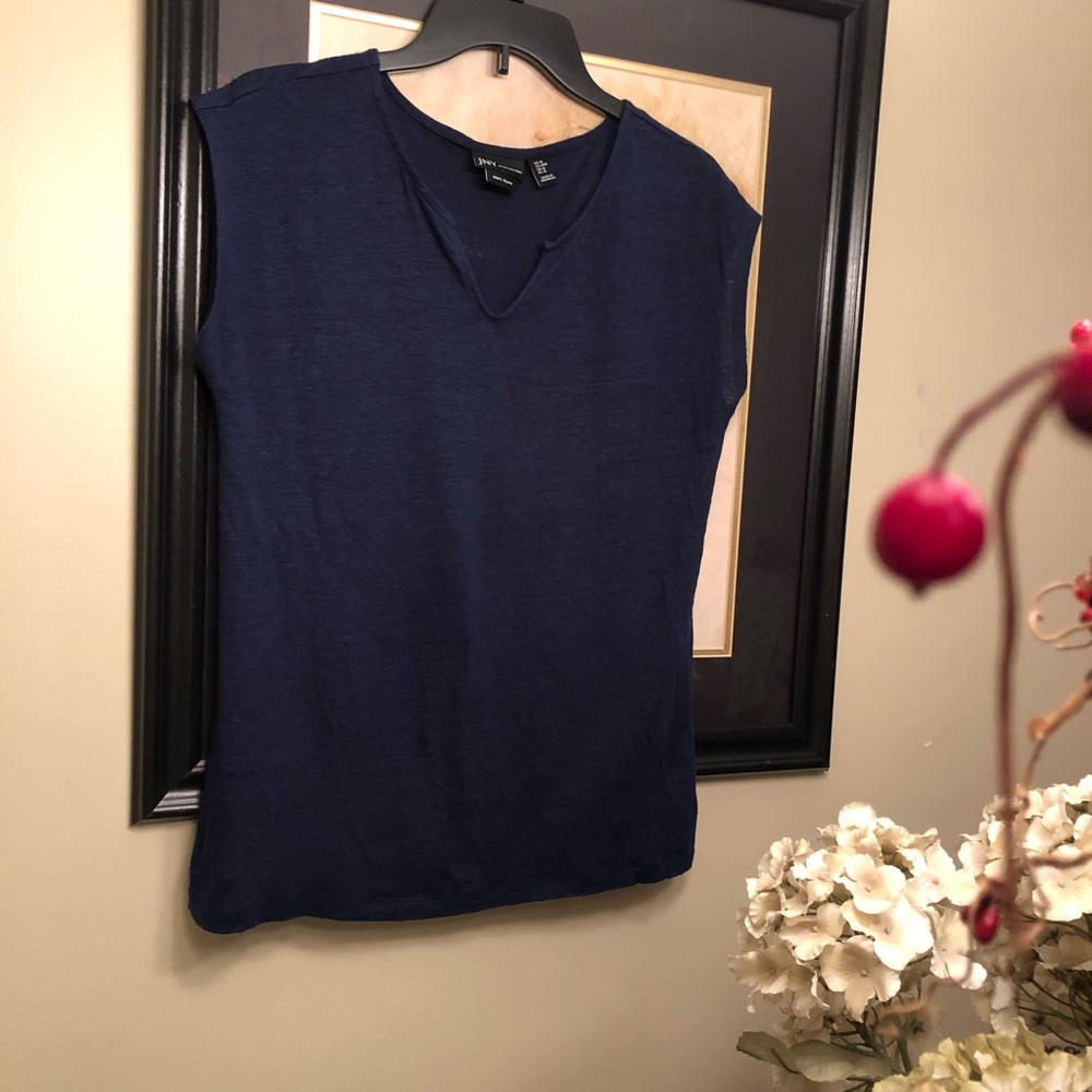 - Jones New York Navy sleeveless top, size M